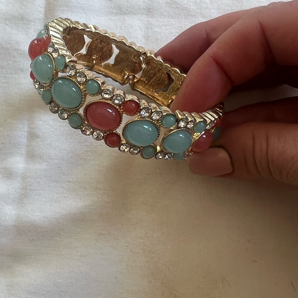 Elegant Gold and Multicolor Gemstone Bracelet